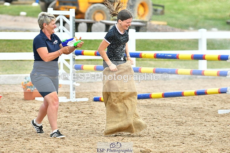 230609A-175909-01987 - Jolly Jumps Ride and Run