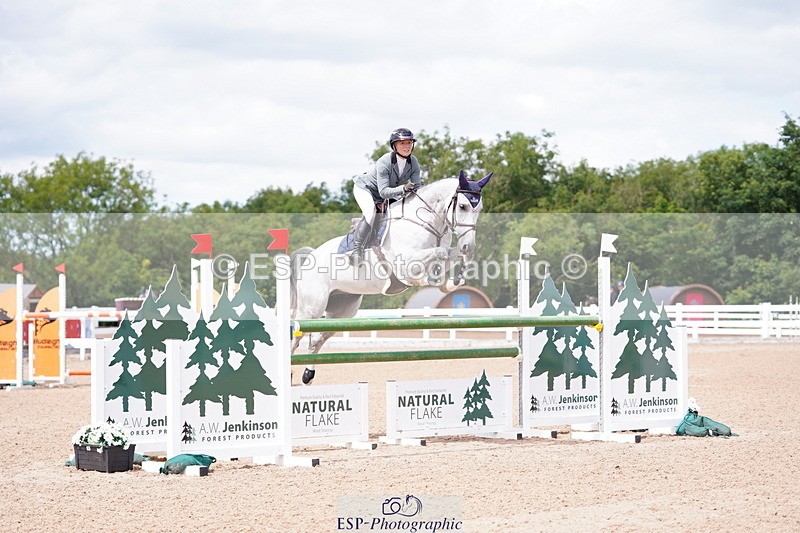 240721A-144010-18696 - Cls 32, YH 6 Yr Olds 1.30m