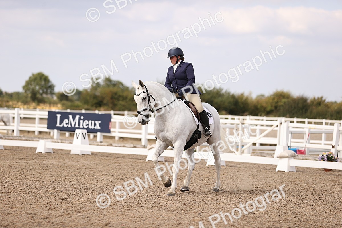 SBM_06092 - Class 37 Novice 5