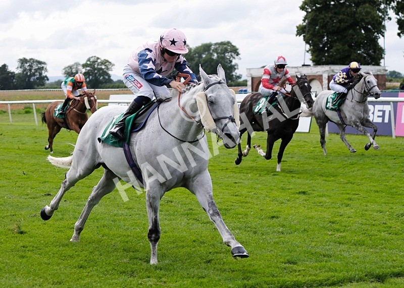 260724-Race 6-Brian The Snail-04 - Race 6
