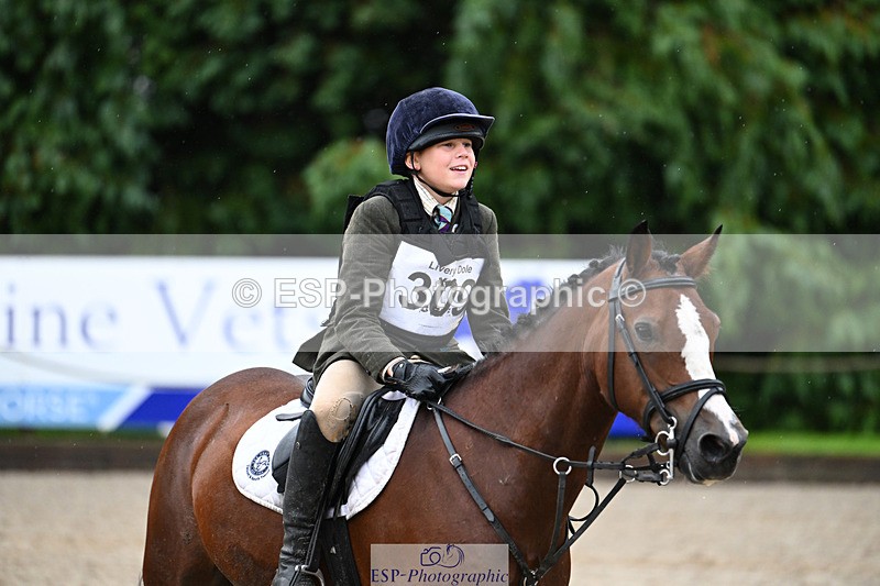 240824X-094451-23348 - 70cm Round 2 9.30 to 10.30