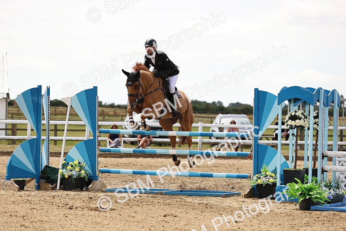 SBM_010539 - Class 9 - Senior Foxhunter - 1.20m Open