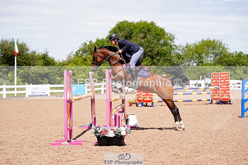 240629A-121102-05227 - Cls 18 Newcomers and 1m Open