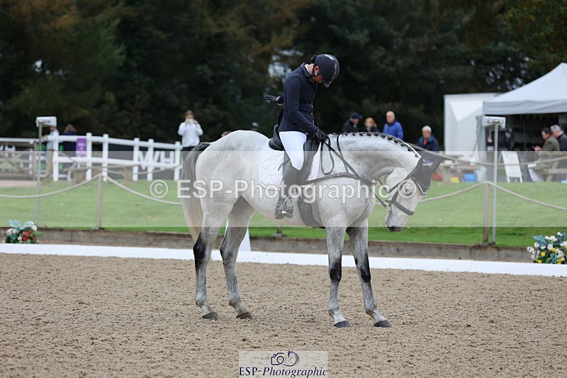 241024-104400-01648 - 143-Courtney.Romcke-KILBALLYBOY.SURPRISE