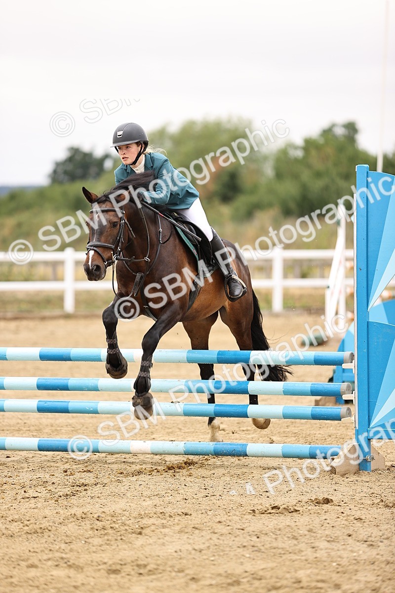 SBM_024365 - Class 8 - Clear Round