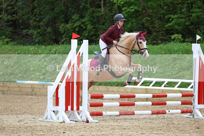 3E7A4609 - Class 9: Junior 60cm