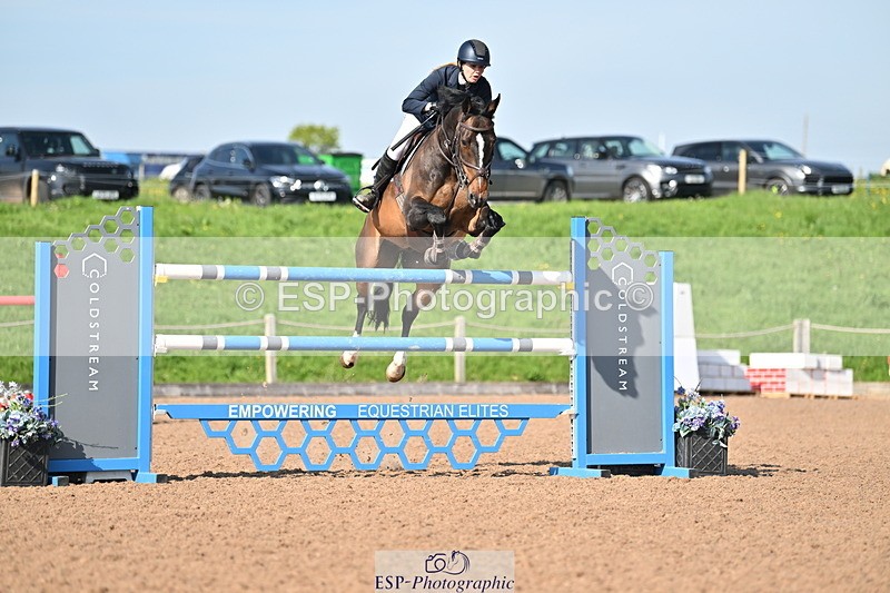 240510A-170017-09354 - Cls 24 National 1.40m Open