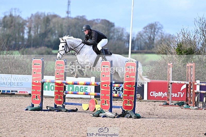 260204A-121517-00229 - Cls 3 Snr 1.05m Open