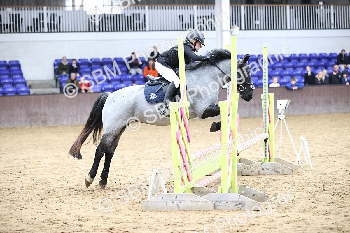 SBM_001320 - Class 5 - Henlow Veterinary Hospital 70cm