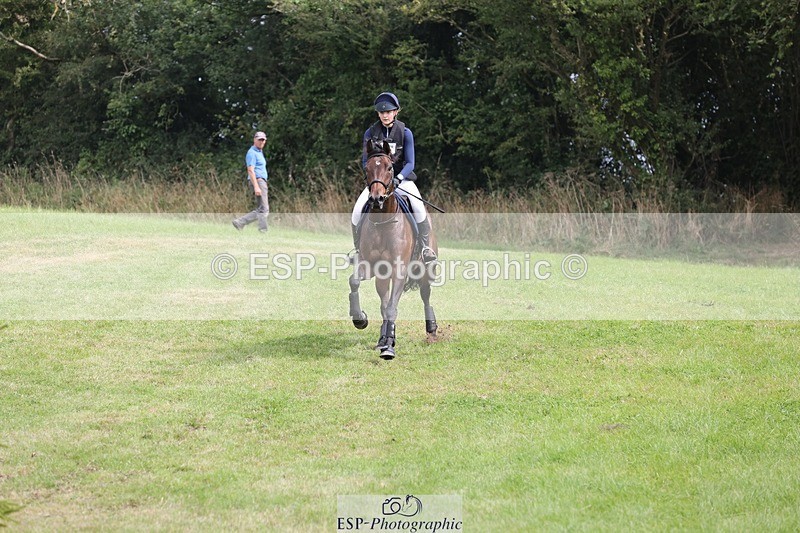 240831A-114840-02137 - 151-Olivia.Fox-Pitt-VIOLETTA.II