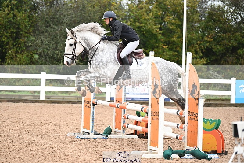 241023A-111900-00512 - Cls 1 British Novice and 90cm Open