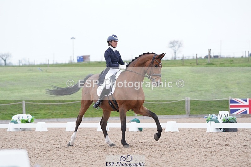 250403-164258-03404 - 005-Sara-Jane.Lanning-Choice