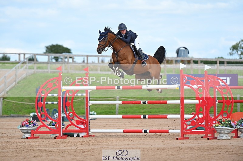 230721A-154225-07377 - Cls 10, 2 Star Big 1.45m Start to break