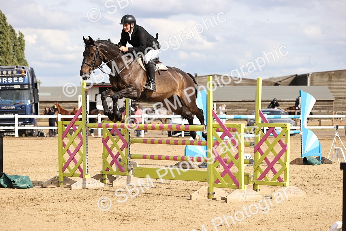 SBM_003589 - Class 13 - Senior Foxhunter - 1.20m