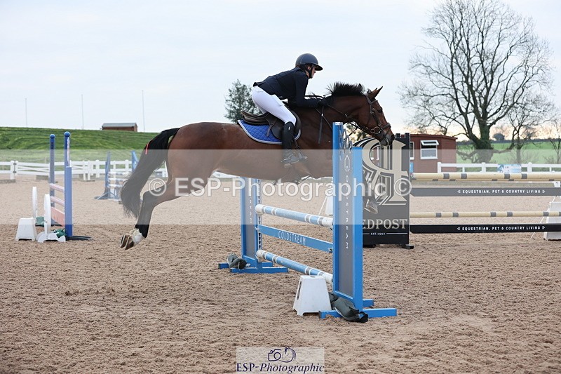 241101A-082713-00236 - FRI Cls 2 British Novice and 90cm Open