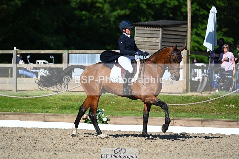 230526-090314-05369 - 451-COOLEY_SNAPCHAT-Selina_Milnes-DR