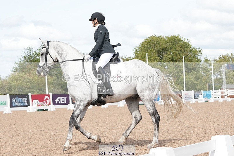 250906-123922-02414 - 072-Jan.ChoppingSeal