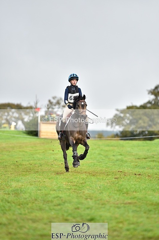 231021-094946-13605 - 629-DP.UK.DUN.SURPRISE-Isla.Kitson-SC+XC