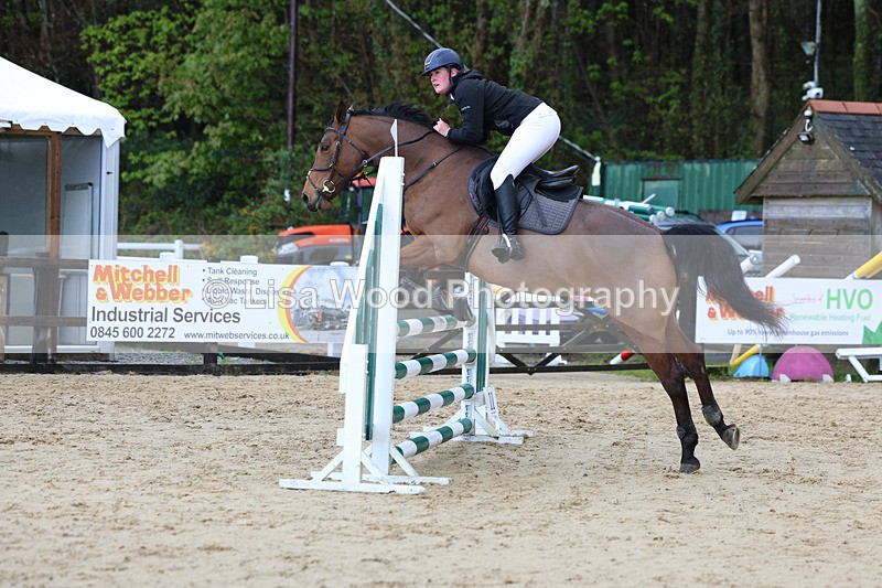 3E7A0607 - Class 4: Senior British Novice/90cm open