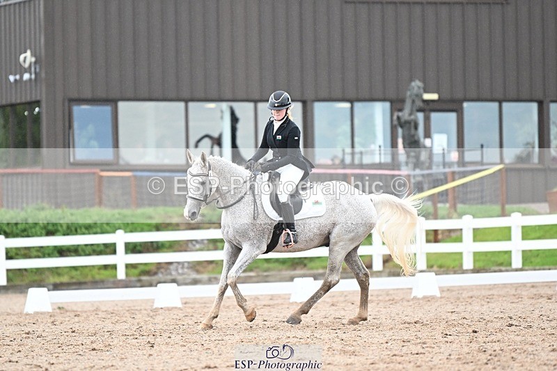 250907-125658-08497 - 009-Terri.EllawayTagula.Passion