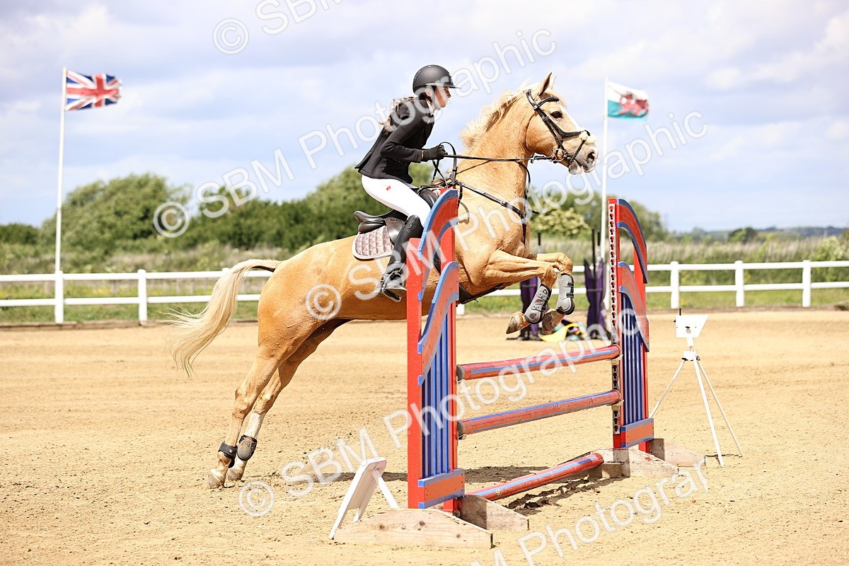 SBM_007893 - Class 3 - 90cm showjumping