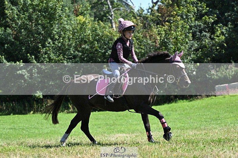 240729B-144418-02846 - Abbie's Group XC