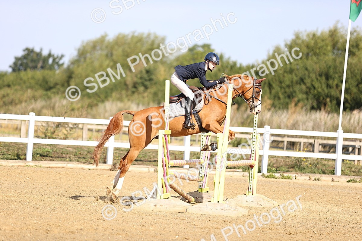 SBM_005533 - Class 8 - Clear Round
