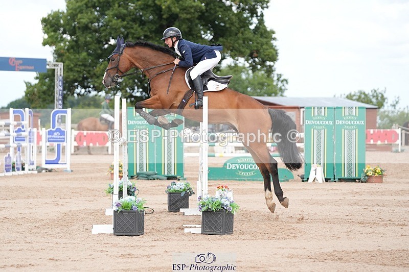 250801-103514-04758 - Cls 14 Snr Fox 1st Rnd