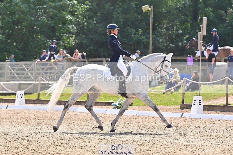 250523A-144103-07643 - A-051-Jemima.Howden-VAN.KAUNITZ