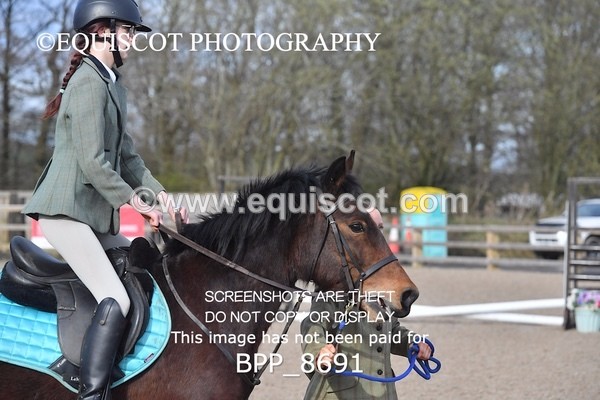 BPP_8691 - TRAINING STAKES