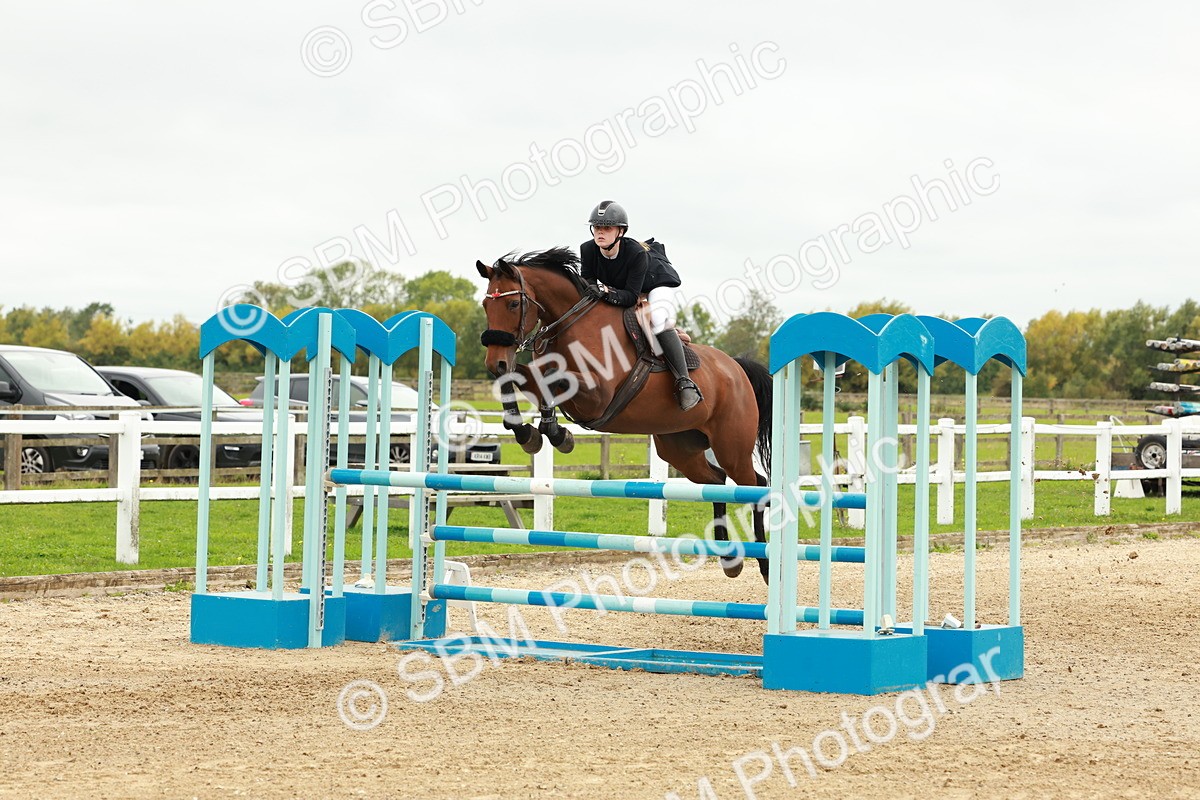 1I0A7734 - Class 4 - Senior Newcomers 1.10m