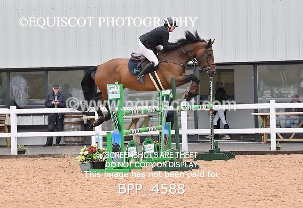 BPP_4588 - CLASS 5 WED Redpost Equestrian Senior Foxhunter/1.20m Open