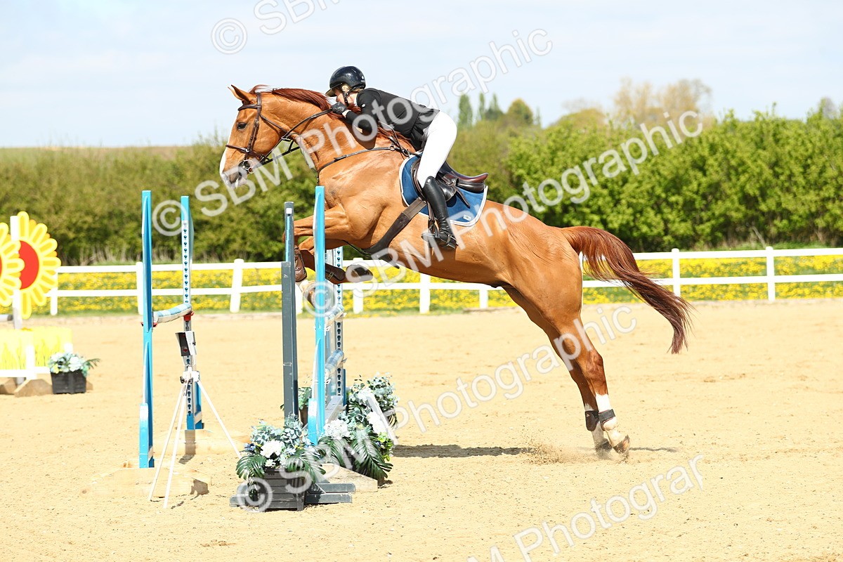 SBM_001350 - Class 5 - Senior Foxhunter 1.20m