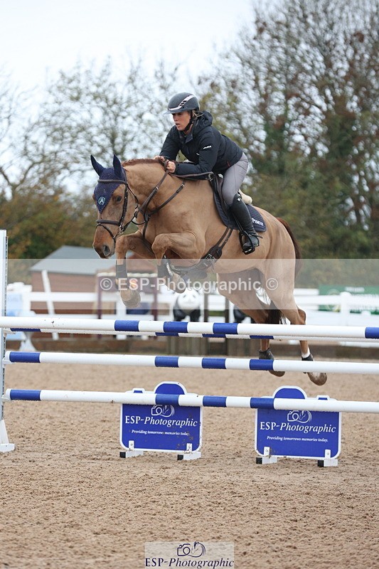 231112A-134720-04652 - Cls 20 Newcomers & 1.10m Open