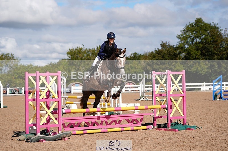 250921-112718-02686 - Cls 21+22 Club and Schools 70cm