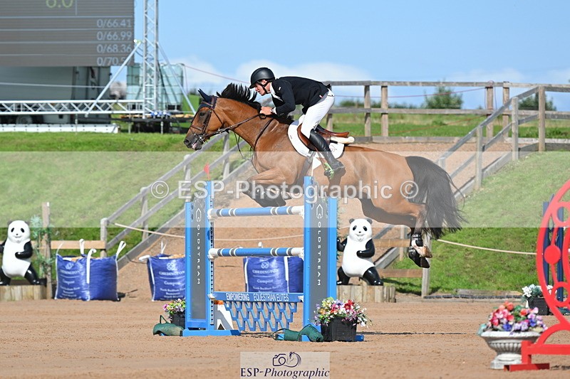 230721A-170641-07984 - Cls 10, 2 Star Big 1.45m Break to End