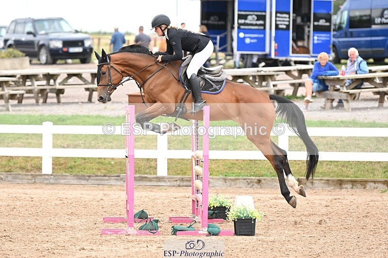 250727-144008-10915 - Cls 35 1.05m Amateur Quali