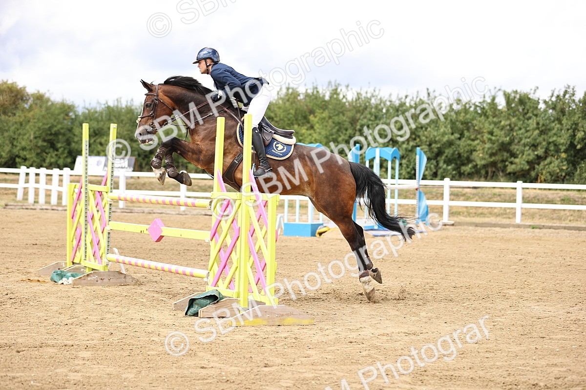 SBM_026760 - Class 13 - Senior Newcomers - 1.10m