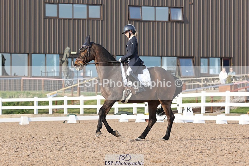 250404-180052-08182 - 130-Teghan.Cantrell-Woodlander.Donna.Summer