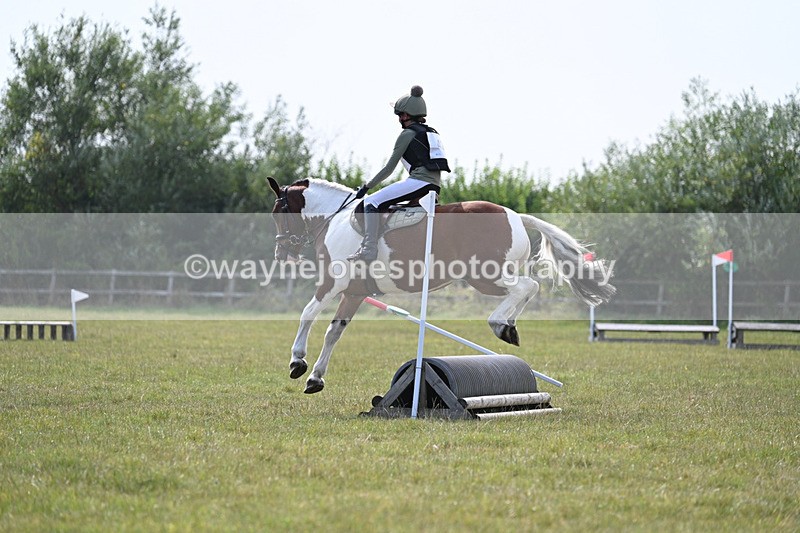 WJ7_7791 - 60cm XC Time 14:21 to 14:47