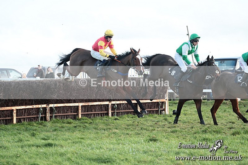 PtP 141225  1843 - New Forest Hounds PtP Larkhill 14/12/25