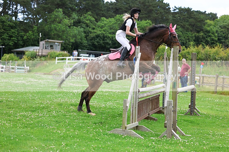 3E7A3656 - Class 6: Hawkins Motors Senior 1.00m Derby