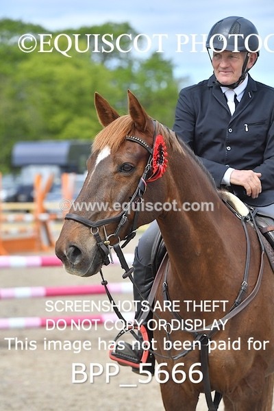 BPP_5666 - CLASS 24 SUN Senior BritiNovice/ 90cm Open