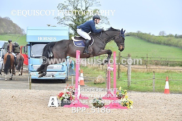 BPP_5186 - CLASS 19 SUN Senior Foxhunter/ 1.20m Open