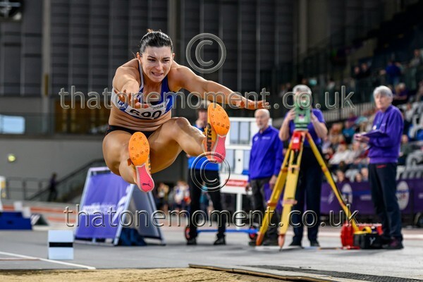 SeniorInd25-918950 - Field Female