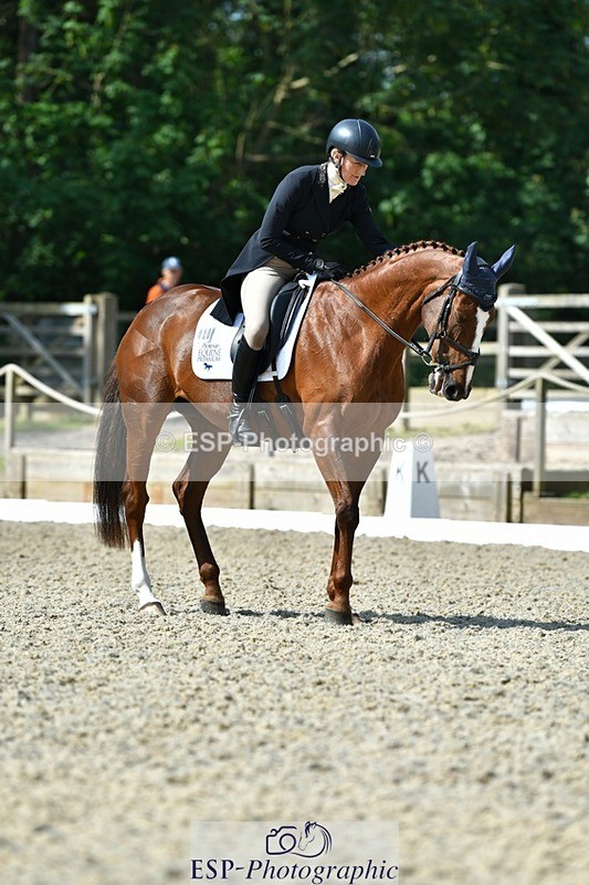 230525-102150-03881 - 410-CHILLIS_GEM-Sarah_Gairdner-DR