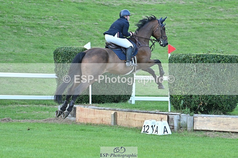 230909-181839-08053 - Cls 14 Snr 1m Derby