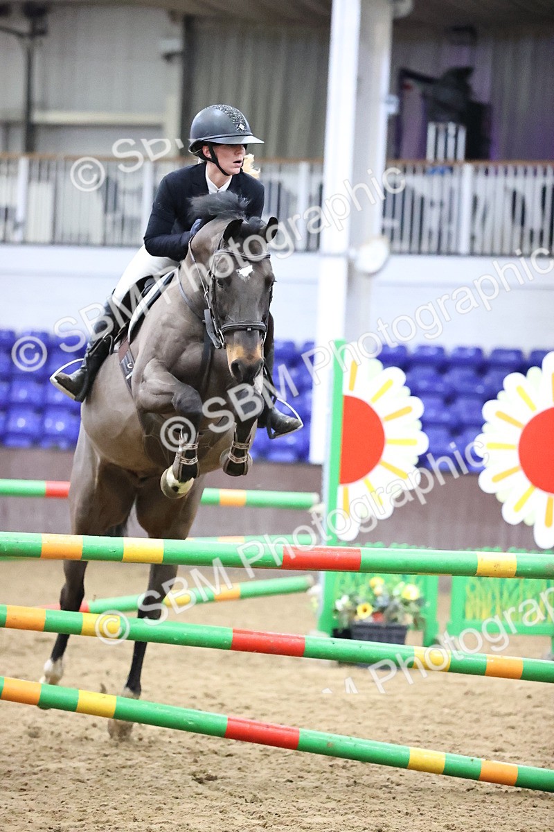 SBM_2231 - Class 8 - Nupafeed Supplements Senior Discovery/ 1m Open