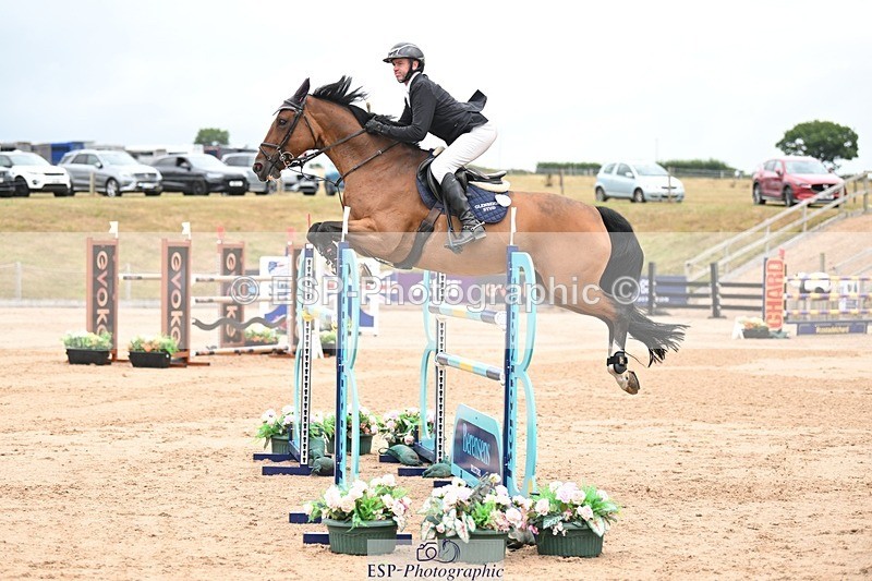 250717-122953-04964 - Cls 17, 1 Star Gold Tour