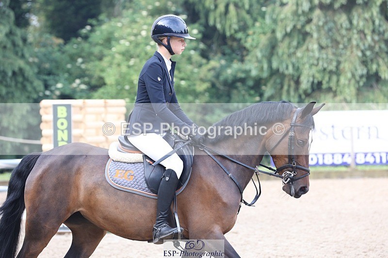 230618-082828-09229 - Cls 19 Pony Intro 1m